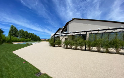 Résine de marbre sur carrelage existant : faut-il tout casser avant de rénover ?
